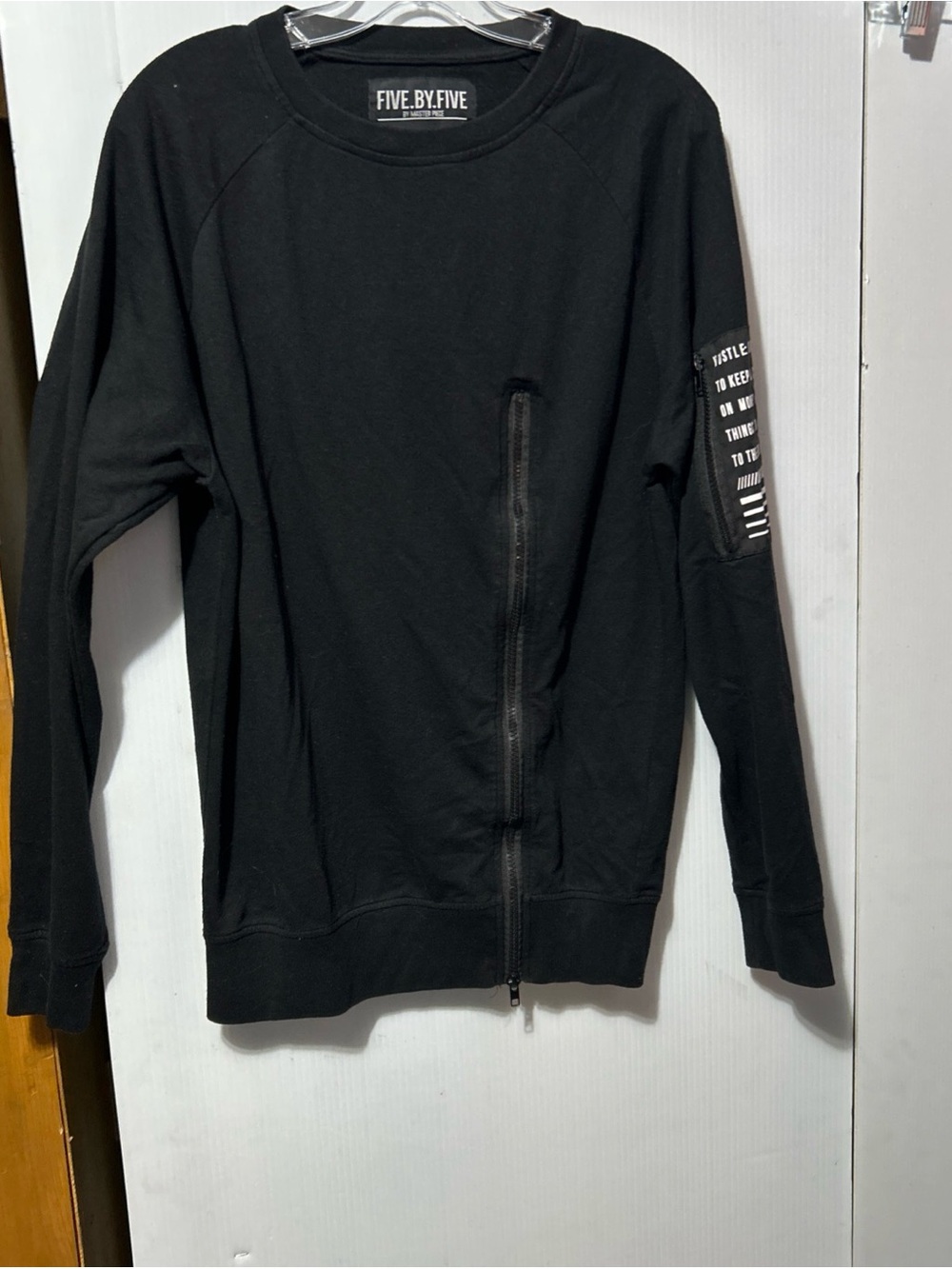 FIVE.BY.FIVE Women's Black Zip-Accent Crew Sweatshirt